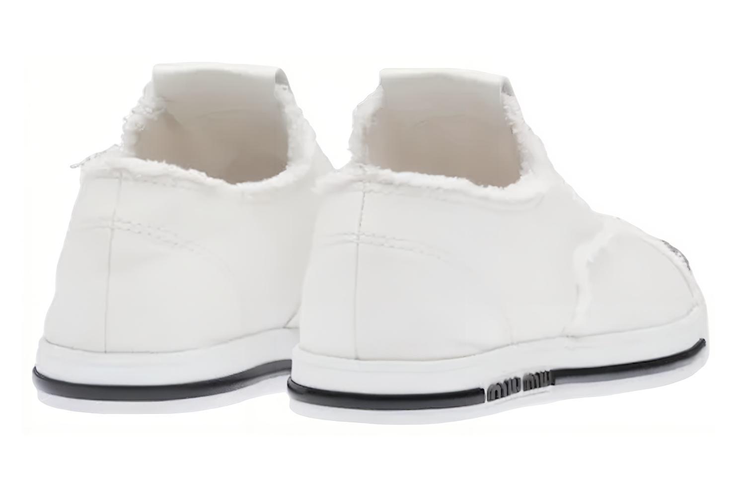 Shop (W) MIU MIU 水晶铆钉时尚运动鞋 '白色' 5E722D_3F3V_F0009_F_005