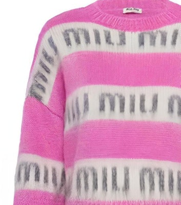 (Women) MIU MIU FW21 Red Mohair Printed Pullover Sweater. MML482-1ZAP-F0029 Sizing (Women) MIU MIU FW21 Red Mohair Printed Pullover Sweater. MML482-1ZAP-F0029