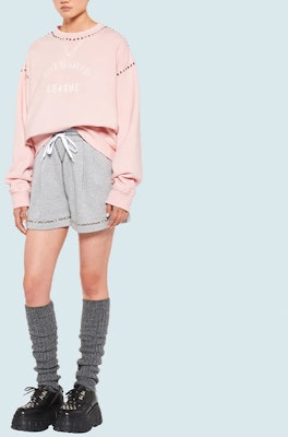 (W) MIU MIU FW21粉色扎染铆钉长袖圆领卫衣. MJL800-1ZVE-F0384 Lookbook (W) MIU MIU FW21粉色扎染铆钉长袖圆领卫衣. MJL800-1ZVE-F0384