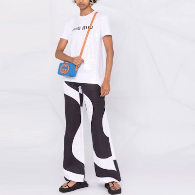 (Women) MIU MIU FW21 White Logo Crewneck Short Sleeve T-Shirt MJN319-1ZSB-F0009 Lookbook (Women) MIU MIU FW21 White Logo Crewneck Short Sleeve T-Shirt MJN319-1ZSB-F0009