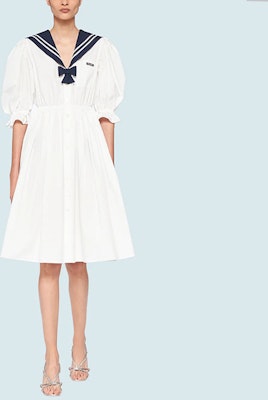 (W) MIU MIU FW21 Dress Putih Lengan Pendek A-Line dengan Kolar Laut. MF4290-819-F0009 Lookbook (W) MIU MIU FW21 Dress Putih Lengan Pendek A-Line dengan Kolar Laut. MF4290-819-F0009