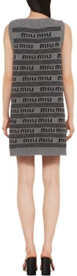 (W) MIU MIU FW22 灰色无袖连衣裙字母标志提花织物. MMA757-12KA-F0BD9 Shop (W) MIU MIU FW22 灰色无袖连衣裙字母标志提花织物. MMA757-12KA-F0BD9