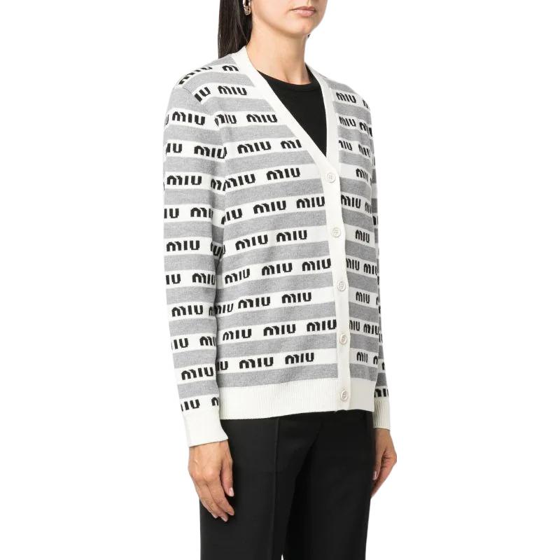 Purchase (W) MIU MIU FW22 Kardigan Kelabu Lengan Panjang Berjalur Logo. MMF657-1V8X-F0031