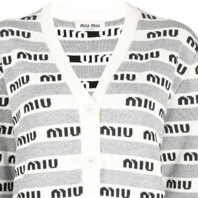 (W) MIU MIU FW22 Kardigan Kelabu Lengan Panjang Berjalur Logo. MMF657-1V8X-F0031 Details for (W) MIU MIU FW22 Kardigan Kelabu Lengan Panjang Berjalur Logo. MMF657-1V8X-F0031