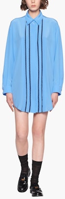 (W) MIU MIU 22秋冬蕾絲拼接寬鬆長袖襯衫洋裝 女款 淺藍色 MF4659-11RC-F0237 Lookbook (W) MIU MIU 22秋冬蕾絲拼接寬鬆長袖襯衫洋裝 女款 淺藍色 MF4659-11RC-F0237