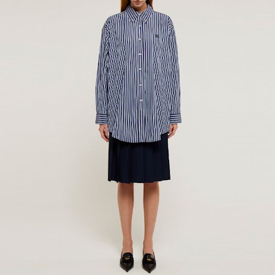 (W) MIU MIU Baju Pelindung Matahari Biru Bergaris Lengan Panjang Wanita FW22 MK1626-11O0-F0008 Lookbook (W) MIU MIU Baju Pelindung Matahari Biru Bergaris Lengan Panjang Wanita FW22 MK1626-11O0-F0008