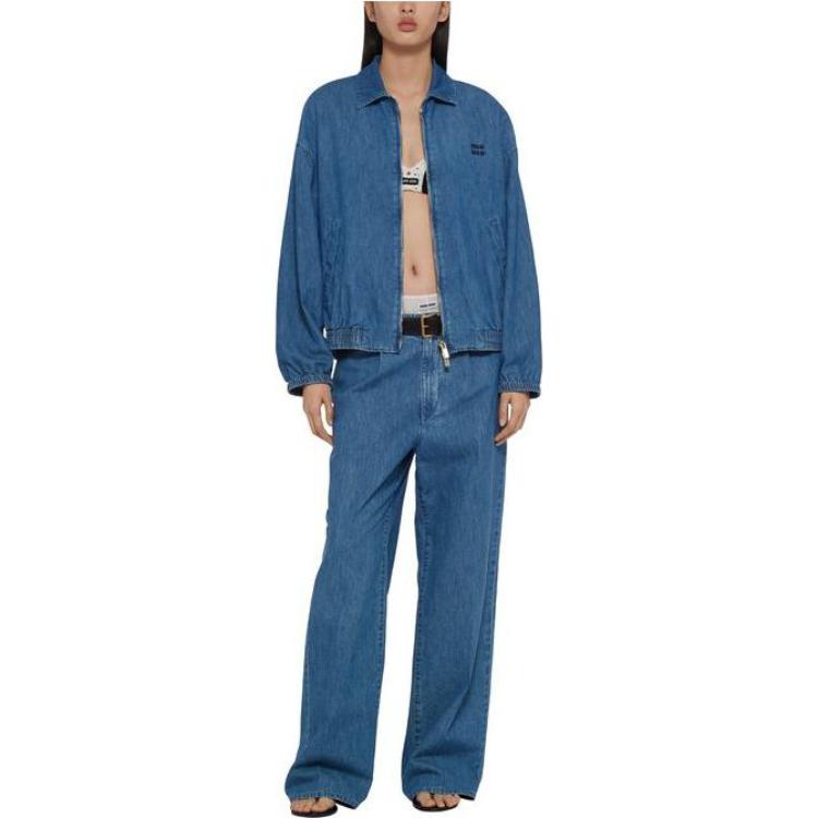 Lookbook (W) MIU MIU FW23 ブルーデニムジャケット ロゴ刺繍入り. GWB183-1294-F0013-S-232
