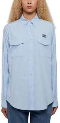 (W) 미우미우 FW23 블루 솔리드 컬러 포인티드 칼라 긴팔 셔츠. MK1792-10RG-F0012 Shop (W) 미우미우 FW23 블루 솔리드 컬러 포인티드 칼라 긴팔 셔츠. MK1792-10RG-F0012