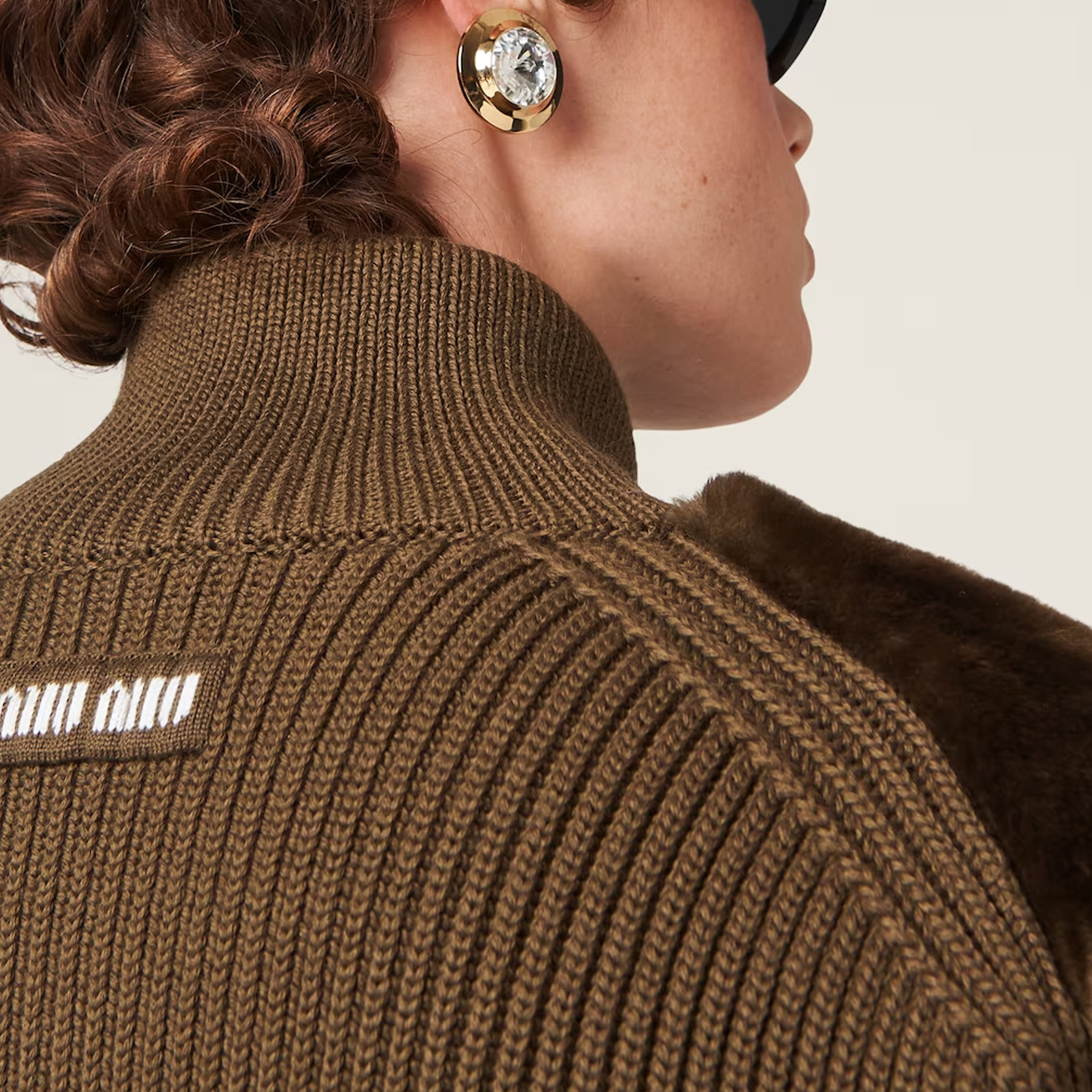 (Women) MIU MIU FW23  Forest Green Knit Sweater with Logo Patch. MMF786-13S0-F0342-S-232 圖 5