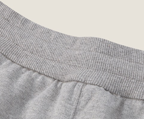 (W) Pantalones Cortos Grises MIU MIU FW23 con Logo Bordado. MJP309-13UK-F0031-S-232 Shop (W) Pantalones Cortos Grises MIU MIU FW23 con Logo Bordado. MJP309-13UK-F0031-S-232