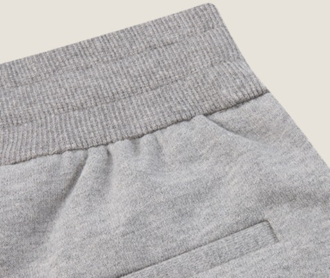 (W) Pantalones Cortos Grises MIU MIU FW23 con Logo Bordado. MJP309-13UK-F0031-S-232 Details for (W) Pantalones Cortos Grises MIU MIU FW23 con Logo Bordado. MJP309-13UK-F0031-S-232