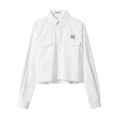 (Women) MIU MIU FW23 White Letter Print Long Sleeve Button-Up Shirt. MK1791-10RG-F0009