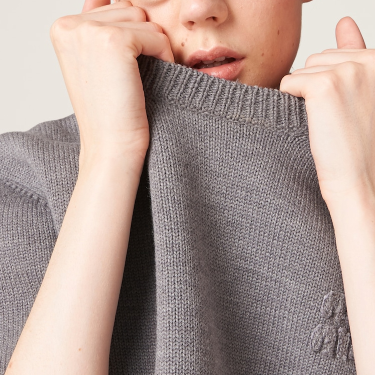 Purchase (W) MIU MIU 女士秋冬款针织短袖上衣 FW23 流苏标志刺绣设计。 MML839-13JS-F0031-S-232