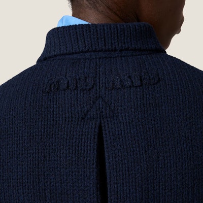 (W) MIU MIU 蓝色短款双排扣修身夹克 FW24 MMJ115-15RS-F0008-S-OOO Sizing (W) MIU MIU 蓝色短款双排扣修身夹克 FW24 MMJ115-15RS-F0008-S-OOO