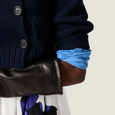 (W) MIU MIU FW24 寶石藍刺繡Logo長袖休閒襯衫 MK1888-15UL-F0013-S-OOO Details for (W) MIU MIU FW24 寶石藍刺繡Logo長袖休閒襯衫 MK1888-15UL-F0013-S-OOO