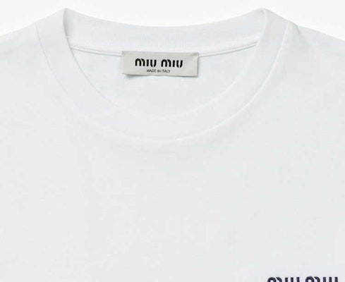 (W) 缪缪 FW24 白色Logo印花圆领短袖T恤 MJN545-146Z-F0UB0 Cheap (W) 缪缪 FW24 白色Logo印花圆领短袖T恤 MJN545-146Z-F0UB0
