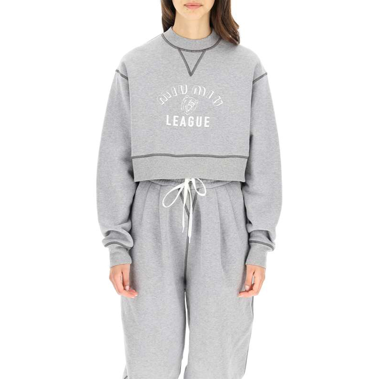 Lookbook (W) MIU MIU グレー ロゴ入りクロップド スウェットシャツ MJL779-1Z4H-F0031
