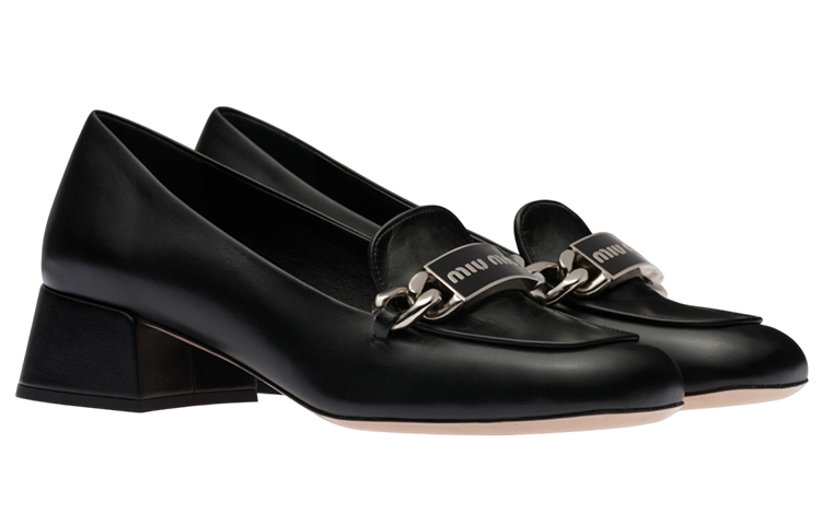 Lookbook (W) Sepatu Bertumit MIU MIU 'Logo Hitam' 5D658D_011_F0002_F_DX35