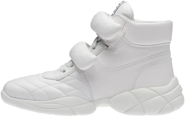 (W) MIU MIU High-Top Sneaker ''Wit Lamsleer'' 5T439D_038_F0009_F_010 Buy (W) MIU MIU High-Top Sneaker ''Wit Lamsleer'' 5T439D_038_F0009_F_010