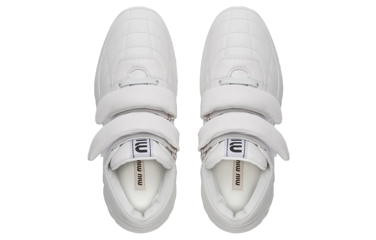 Shop (W) MIU MIU High-Top Sneaker ''Wit Lamsleer'' 5T439D_038_F0009_F_010
