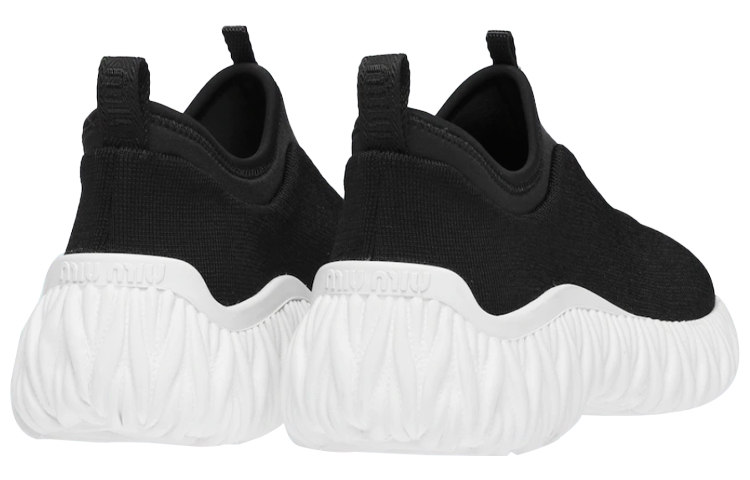 (W) MIU MIU Knit Slip-On Sneakers 'Black' 圖 4