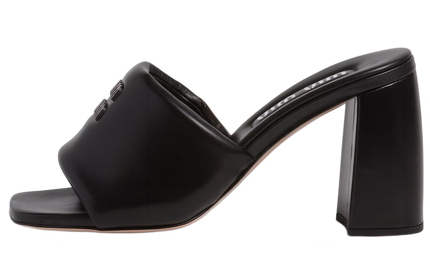 Buy (W) ミュウミュウ レザーブロックヒールスライド (黒) 5XX614_011_F0002_F_085