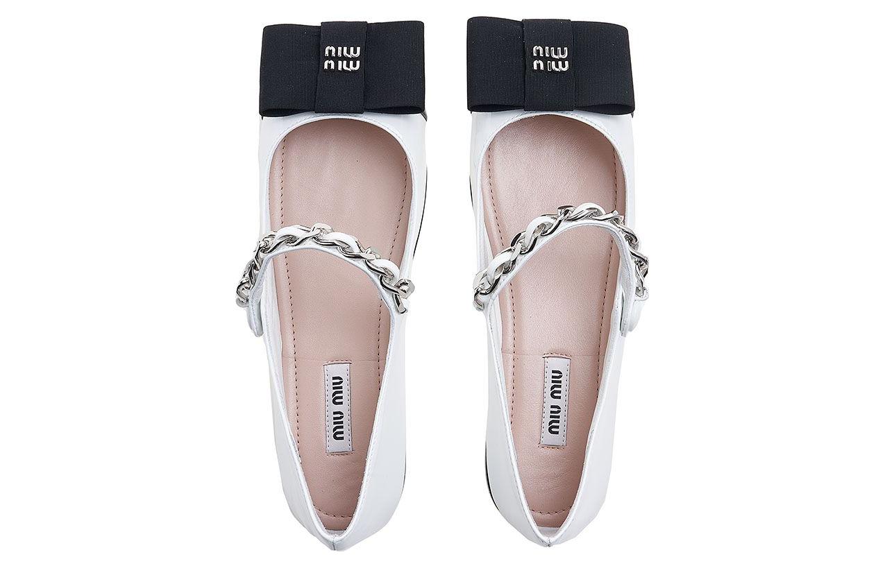 (W) MIU MIU Leather Bow Chain Strap Sneakers 'White' 圖 3