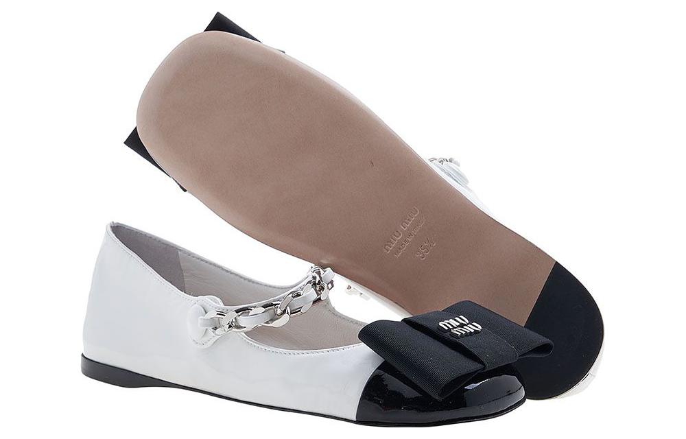 (W) MIU MIU Leather Bow Chain Strap Sneakers 'White' 圖 7