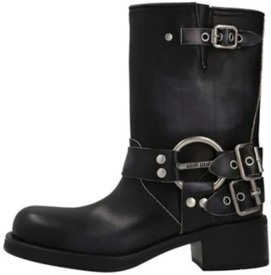 (W) 미우미우 블랙 레더 버클 부츠 (Miumiu Black Leather Buckle Boots) 5U845D_3F33_F0002 Buy (W) 미우미우 블랙 레더 버클 부츠 (Miumiu Black Leather Buckle Boots) 5U845D_3F33_F0002