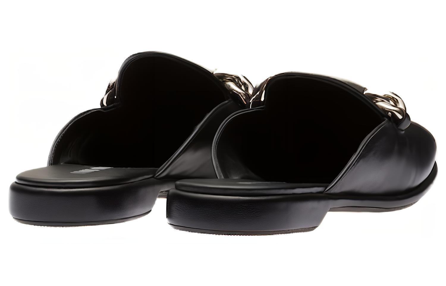 Purchase (W) 缪缪 黑色皮革时尚凉拖鞋 带雕刻链条标志 5D867D_011_F0002_F_015