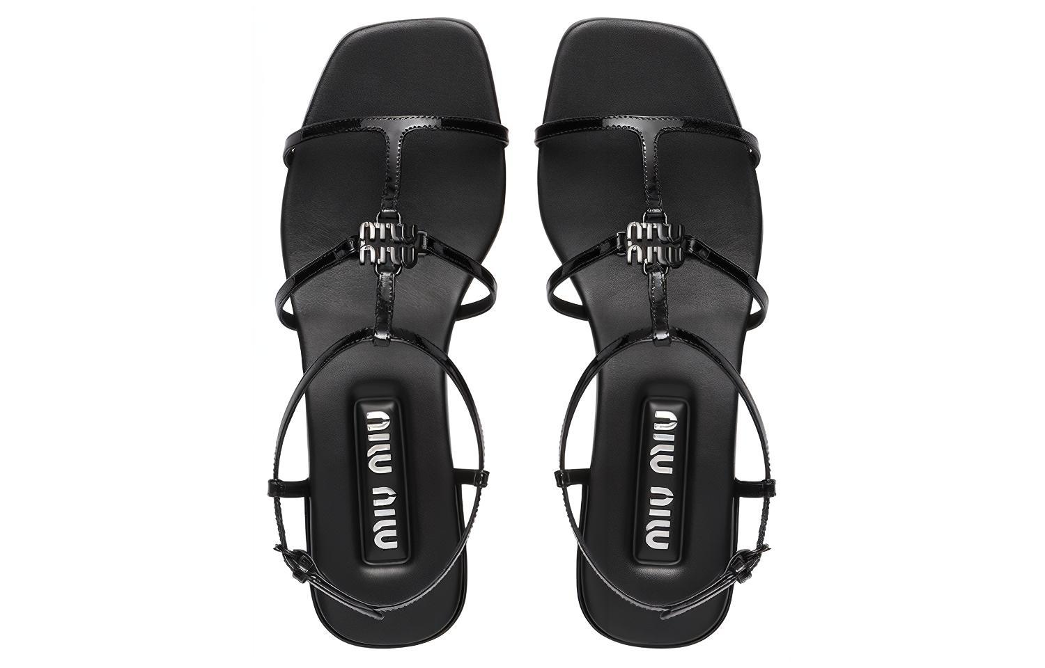 Lookbook MIU MIU 缪缪 皮革 露趾平跟 時尚涼拖 女款 黑色