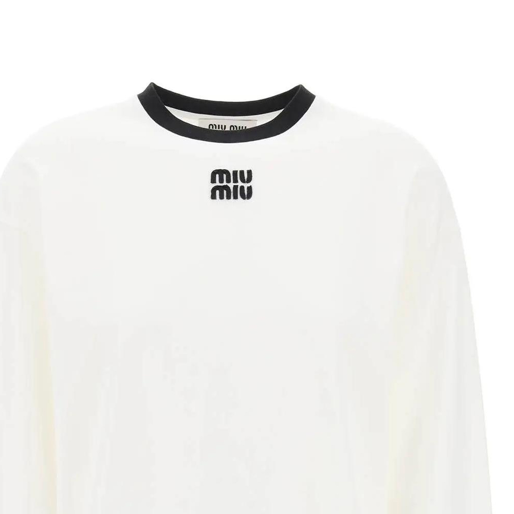 Sizing (Women) MIU MIU Logo Embroidered Relaxed Fit Long Sleeve T-Shirt Women White SS24. MJL992-14EL-F0009
