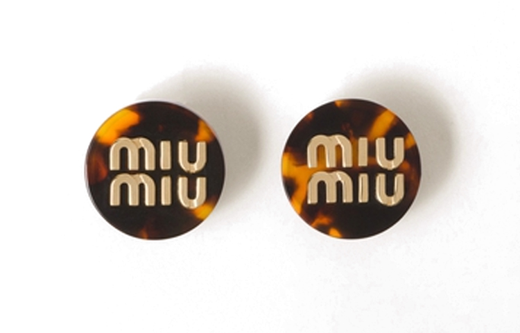 (Women) MIU MIU Logo Metal Resin Glass Clip-On Earrings for Women Tortoiseshell. 5IO104_2CPX_F03OW 圖 2