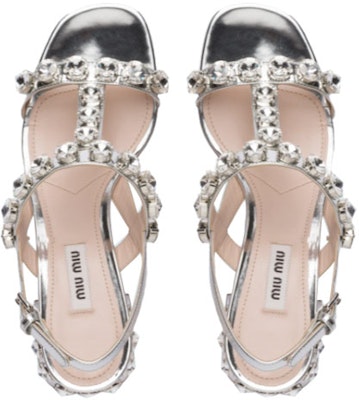 (W) MIU MIU Sandal Kulit Logam 'Silver Crystal' 5X978C_3L1N_F0118_F_065 Purchase (W) MIU MIU Sandal Kulit Logam 'Silver Crystal' 5X978C_3L1N_F0118_F_065