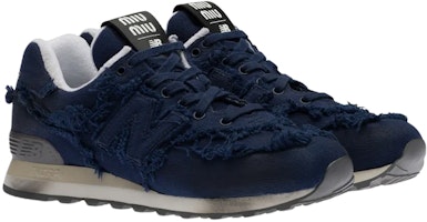 New Balance x MIU MIU 缪缪 NB 574 時尚 低幫 運動休閒鞋 女款 品藍色 Lookbook New Balance x MIU MIU 缪缪 NB 574 時尚 低幫 運動休閒鞋 女款 品藍色