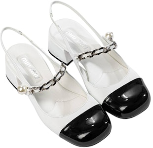(W) 缪缪2023珍珠细节黑白漆皮链条高跟鞋 5I460D_ZHV_F0964_F_DX35 Shop (W) 缪缪2023珍珠细节黑白漆皮链条高跟鞋 5I460D_ZHV_F0964_F_DX35