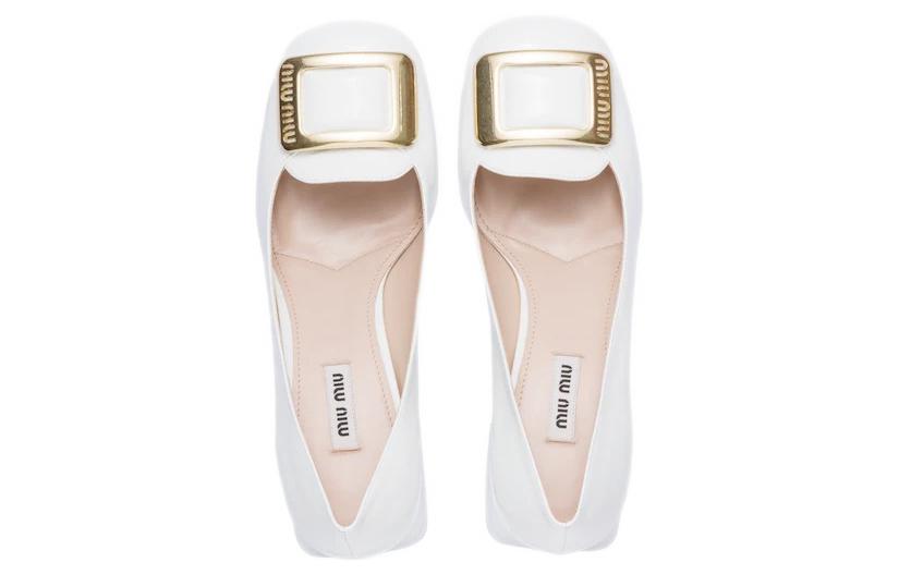 Lookbook (W) MIU MIU 漆皮厚底高跟鞋 '白色时尚一脚蹬' 5I803D_069_F0009_F_065