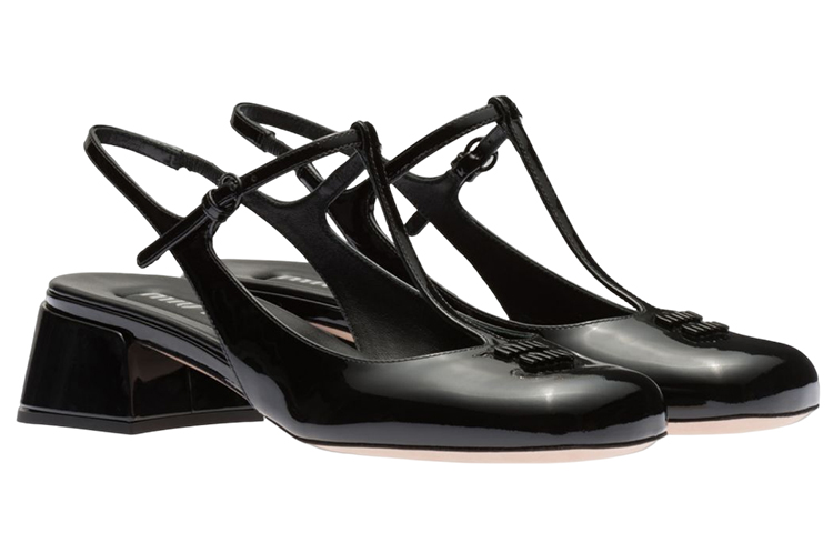 Lookbook MIU MIU 缪缪 漆皮 露跟 烫印徽标 高跟鞋 女款 黑色