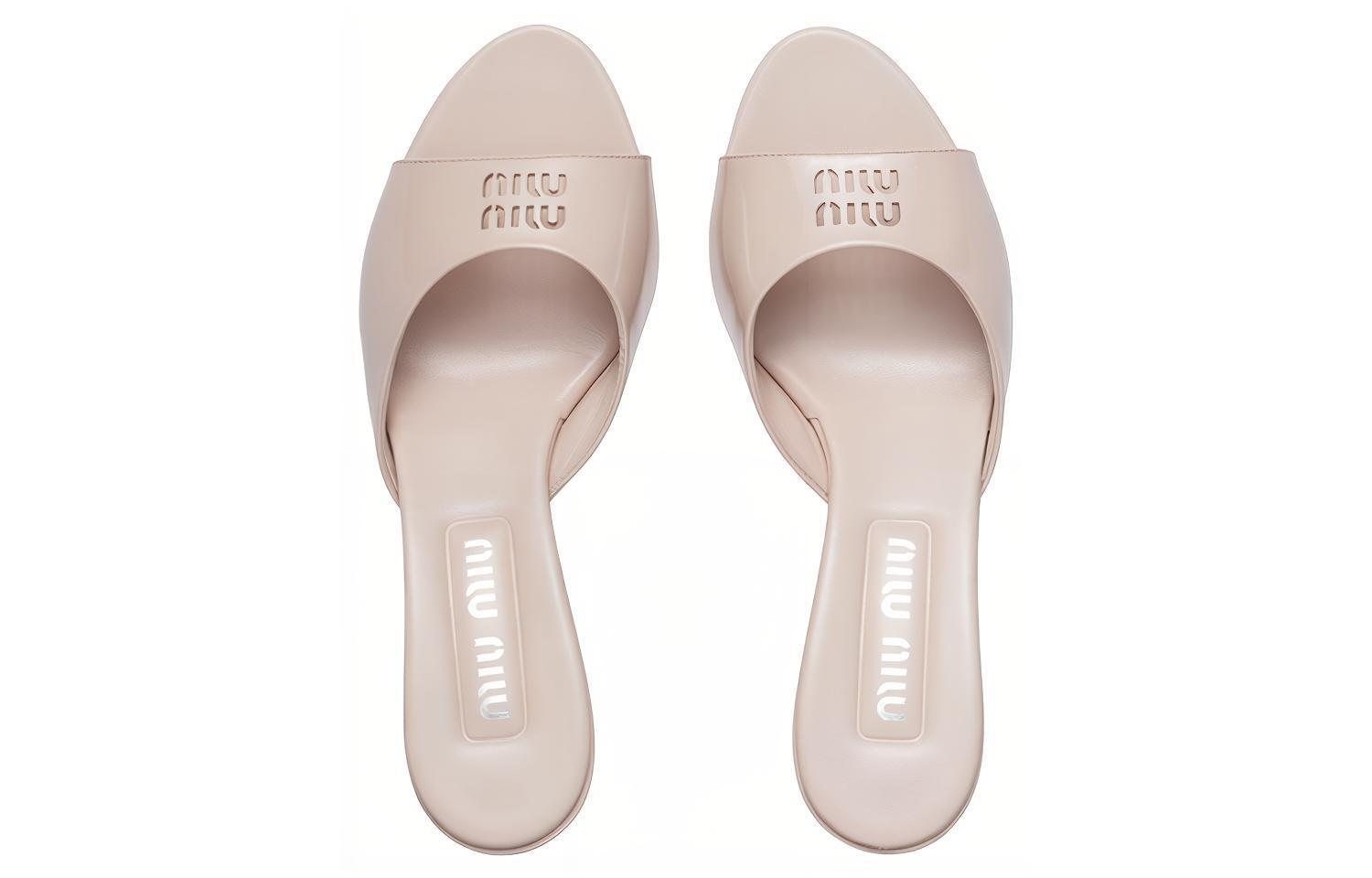 (W) MIU MIU Patent Leather Perforated Logo Sandal 'White Fashion' 圖 3