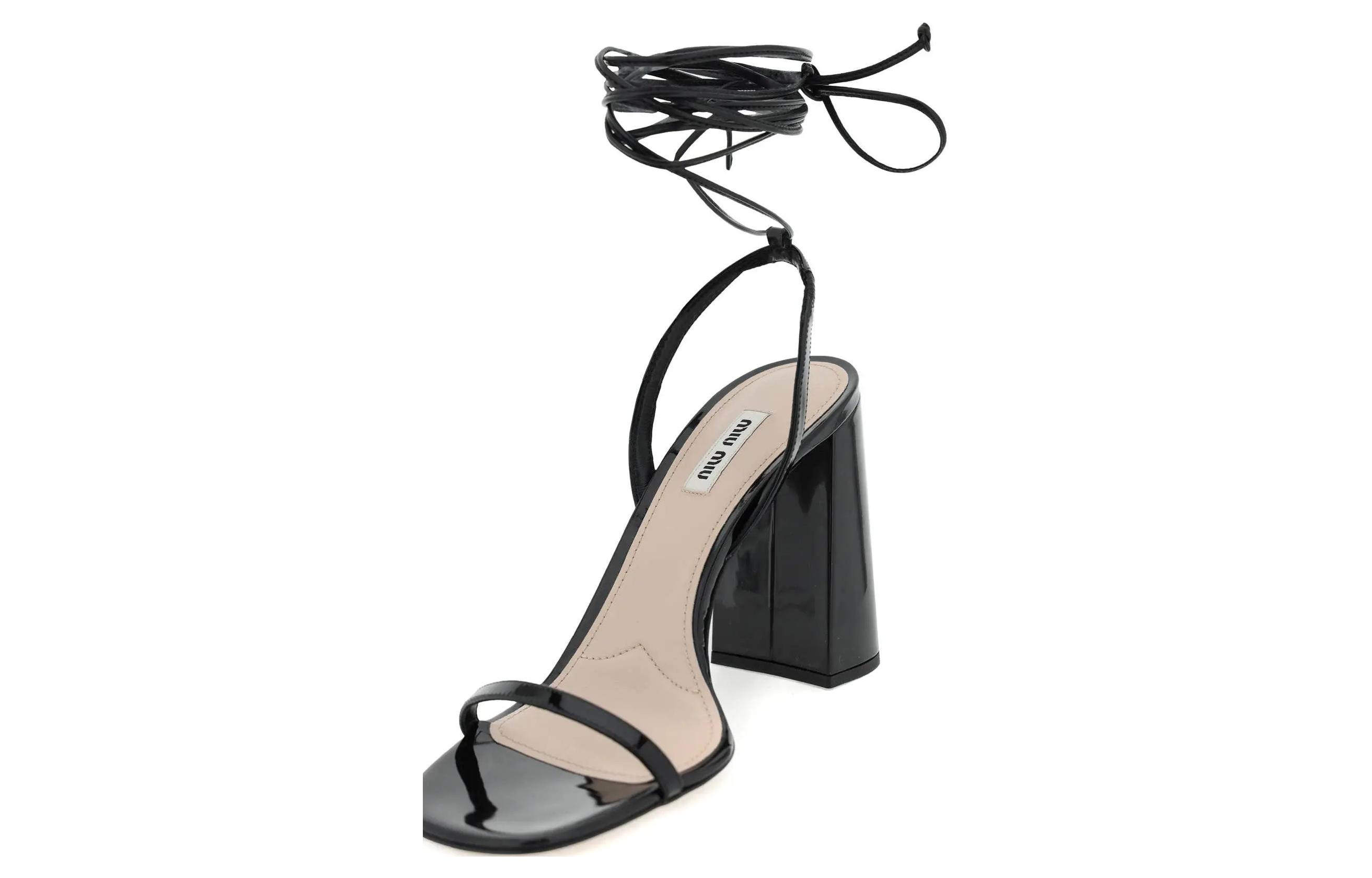 (W) MIU MIU Patent Leather Square Toe Chunky Heel Lace-Up Sandals 'Black Fashion' 圖 5