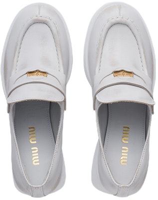 (W) 미우미우 페니 가죽 청키힐 (Miumiu Peni Gageok Cheongkihil) 5D820D_3G48_F0009_F_DX75 Lookbook (W) 미우미우 페니 가죽 청키힐 (Miumiu Peni Gageok Cheongkihil) 5D820D_3G48_F0009_F_DX75