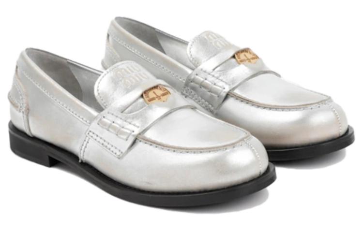 Shop (W) MIU MIU Penny Slip-On Sneaker ''Silber Leder'' 5D773D_3G48_F0118_F_020