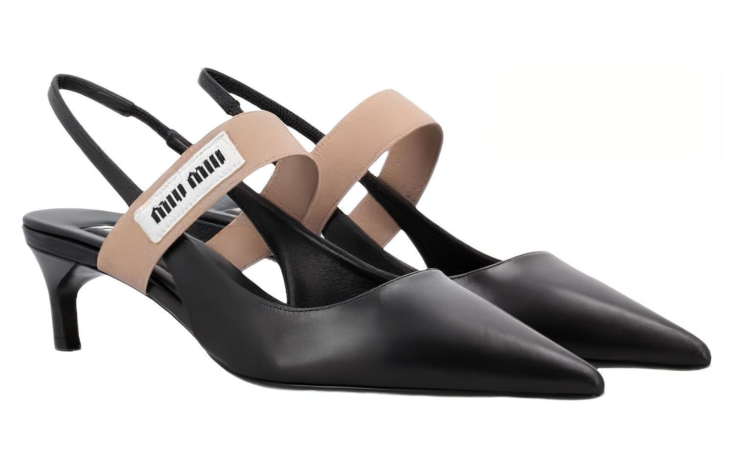 Lookbook (W) MIU MIU Spitz-Toe Slip-On Stiletto ''Schwarzes Leder'' 5I932D_3AQO_F009L_F_045