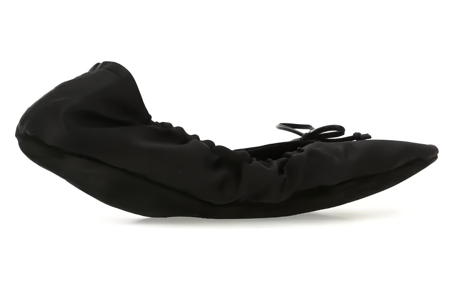 (W) MIU MIU Round Toe Slip-On 'Black Casual' 圖 4