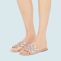 (W) MIU MIU Sandalias Planas de Satén 'Rosa Nude' 5XX517_3D3N_F0236_F_005 Purchase (W) MIU MIU Sandalias Planas de Satén 'Rosa Nude' 5XX517_3D3N_F0236_F_005