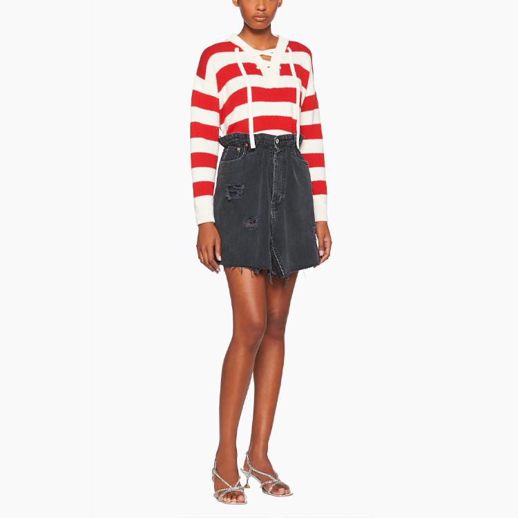 Lookbook (W) MIU MIU 2022春夏 红色拼色条纹V领羊绒毛衣。 MML575-10TH-F0970