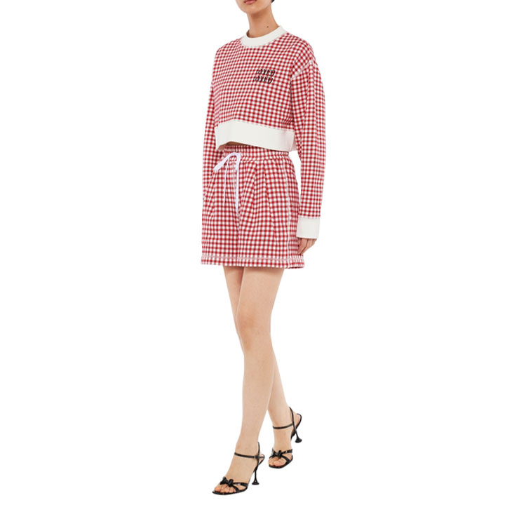 Lookbook (W) Pantalones Cortos de Algodón Cuadros Rojos MIU MIU SS22 con Logo Impreso. MJP271-10OP-F0976