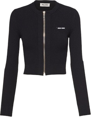 (W) MIU MIU SS23 Kardigan Rajut Hitam dengan Logo Patch. MMF722-122P-F0002-S-231 Buy (W) MIU MIU SS23 Kardigan Rajut Hitam dengan Logo Patch. MMF722-122P-F0002-S-231