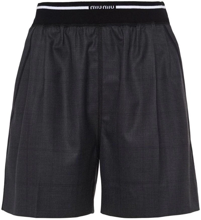 women-miu-miu-ss-23-black-straight-leg-shorts-with-contrast-logo-print-mp-1631-10-di-f0480