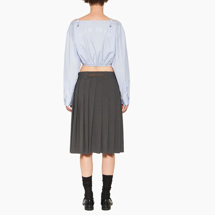 Shop (W) MIU MIU SS23 Baju Kemeja Pelindung Matahari Biru Berjalur. MK1738-12W8-F0076-S-231